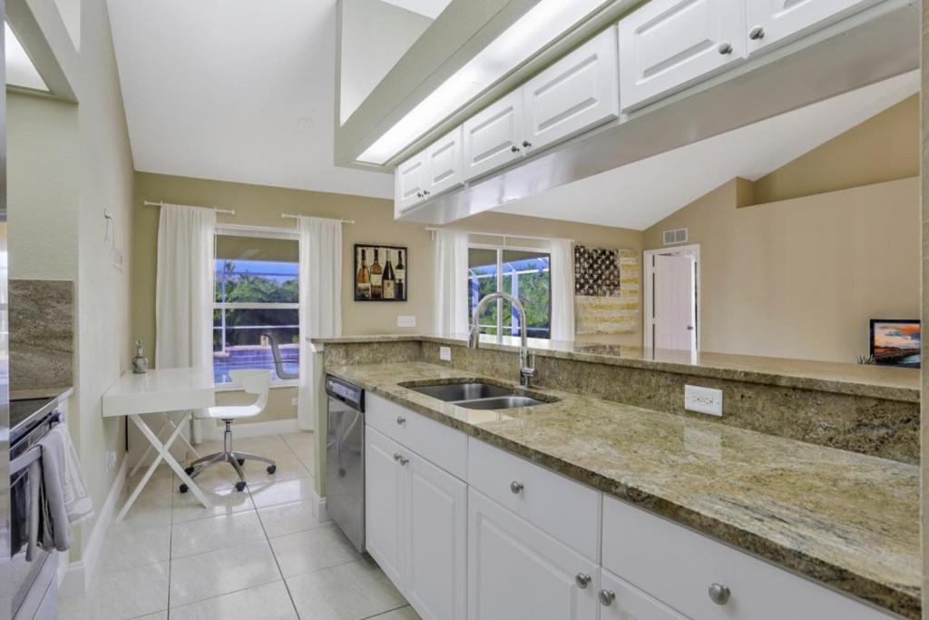 Villa Valmora Cape Coral Exteriér fotografie